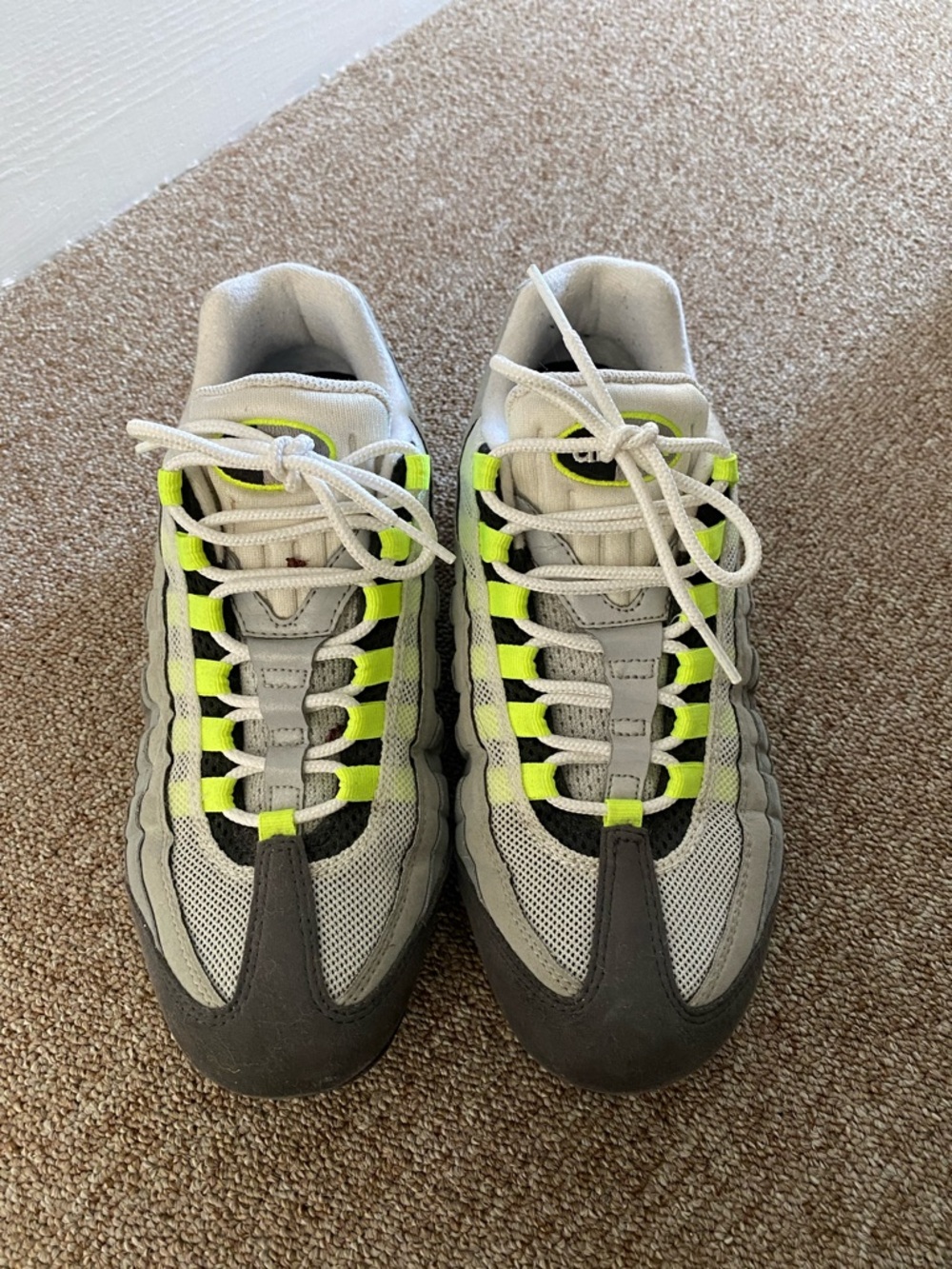 Air Max 95 Women's/Men’s Gray and Neon Yellow Sneakers